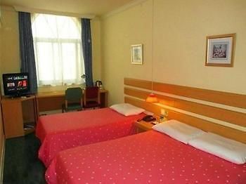 Home Inn Jiaotong University Xinhua Road Σανγκάη Εξωτερικό φωτογραφία