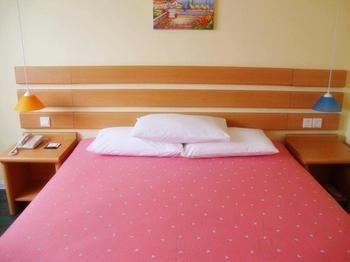 Home Inn Jiaotong University Xinhua Road Σανγκάη Εξωτερικό φωτογραφία